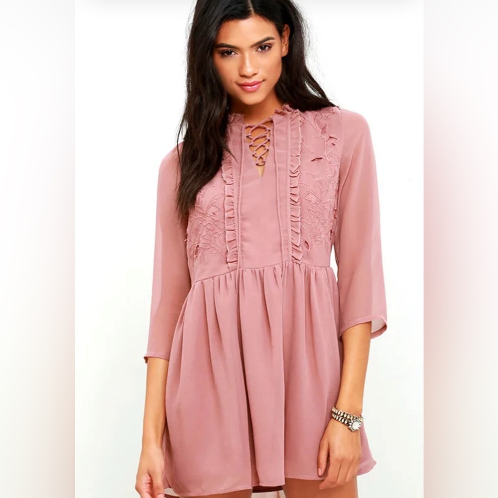 Glamorous Mauve Pink Lace-Up Dress